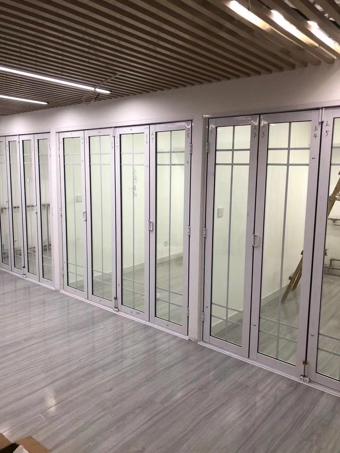 不锈钢玻璃隔断