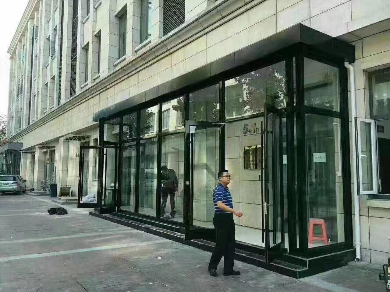 不锈钢玻璃隔断