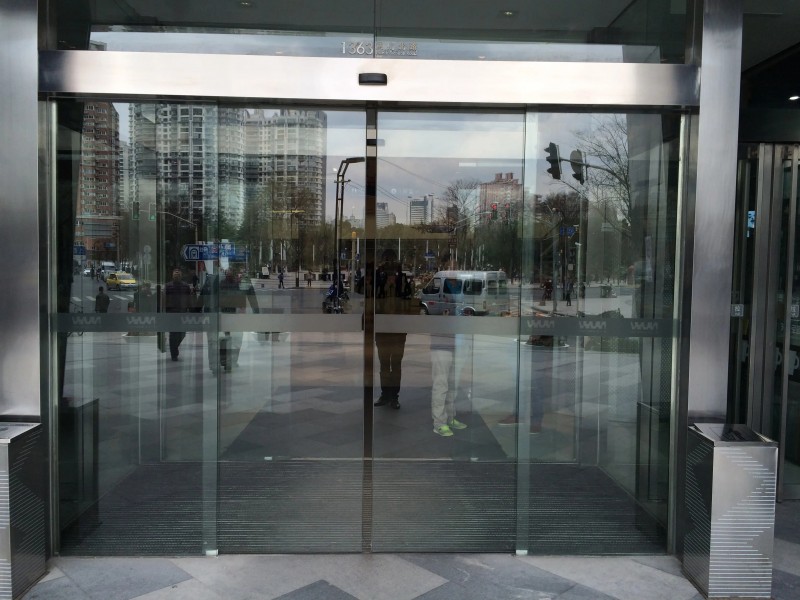 打造通透空间，玻璃门