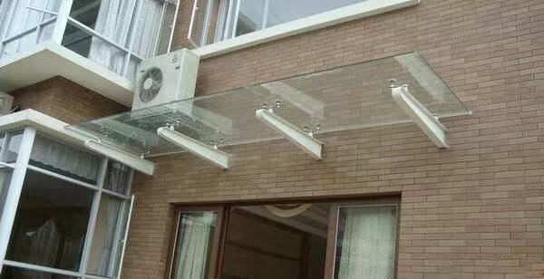 玻璃雨棚
