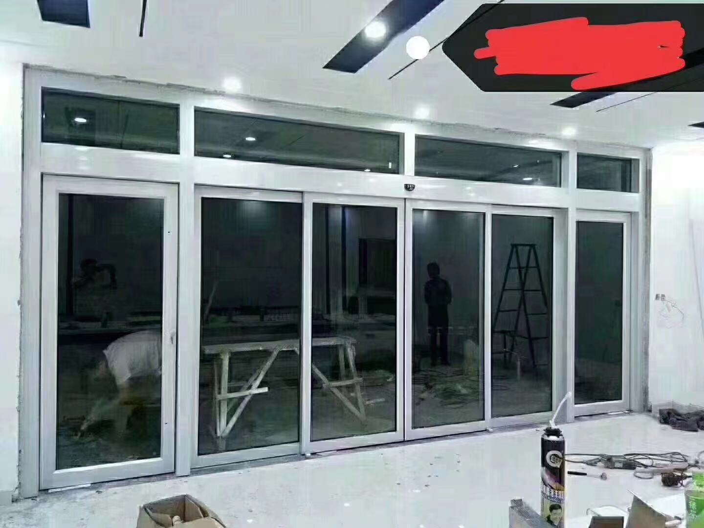 电动感应门